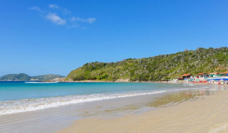 Praia das Conchas em Cabo Frio Região dos Lagos