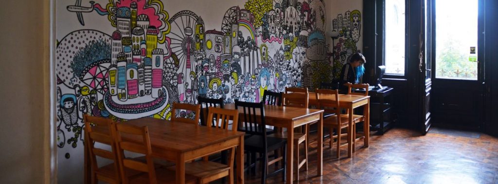 Pal's Hostel and Apartment