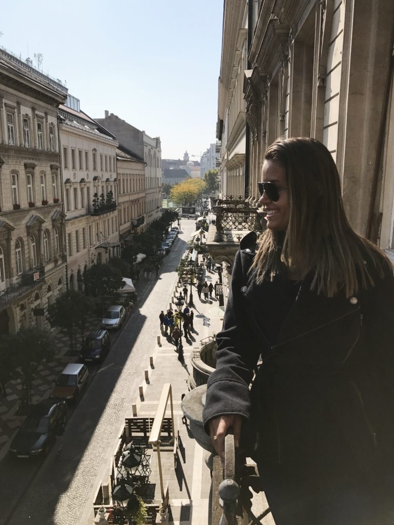 Pal's Hostel and Apartment