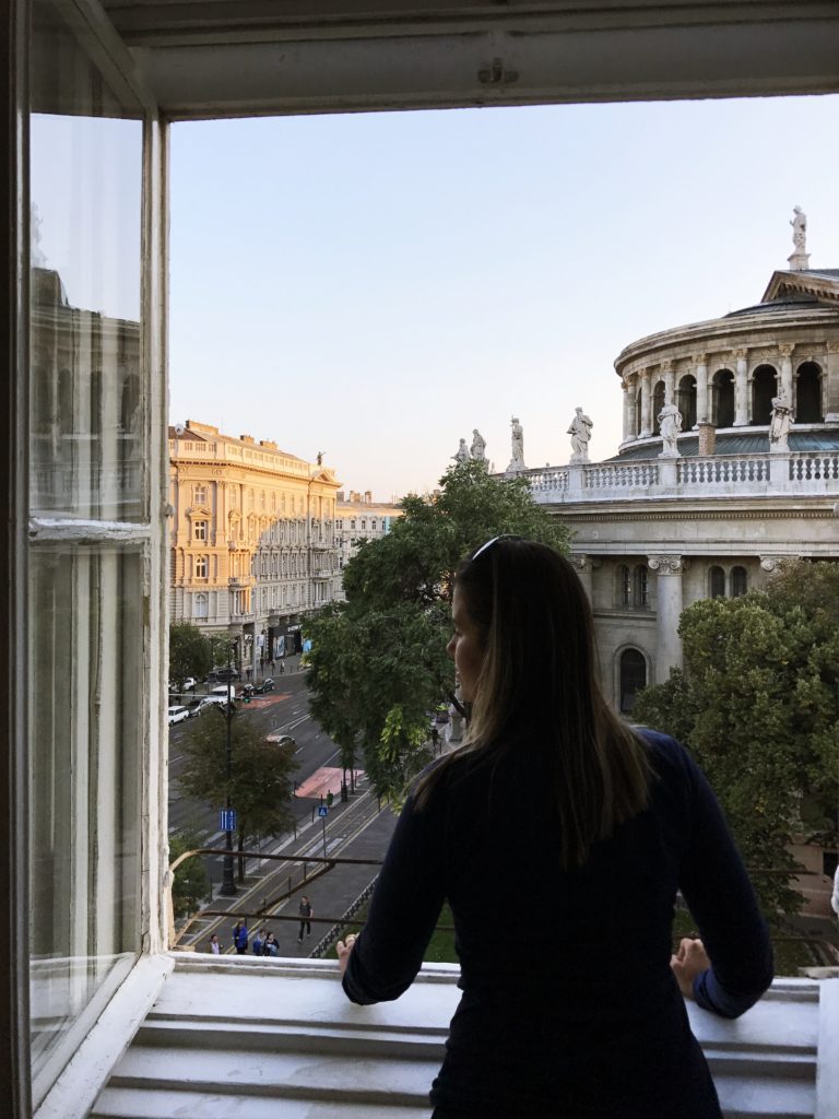 Pal's Hostel and Apartment