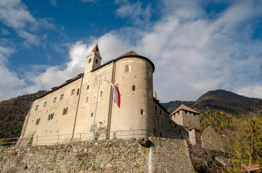 Castelo do Tirol