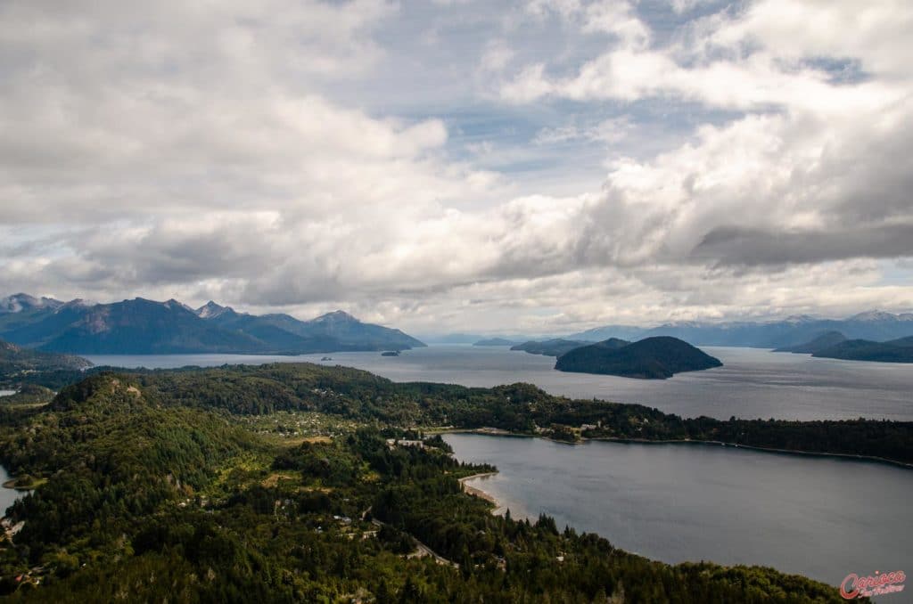 Vista para o Parque Nahuel Huapi no Cerro Campanario