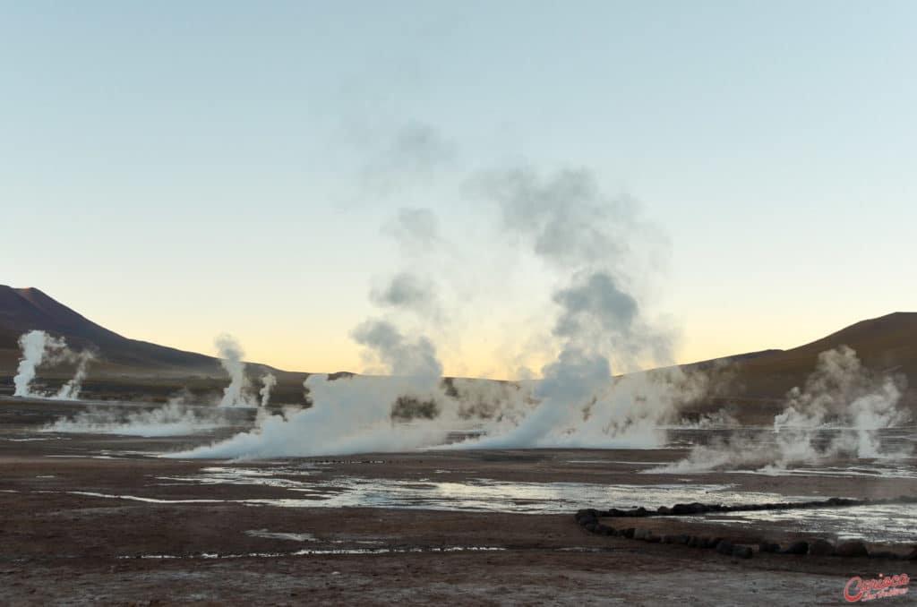 Geysers del Tatio no Deserto do Atacama