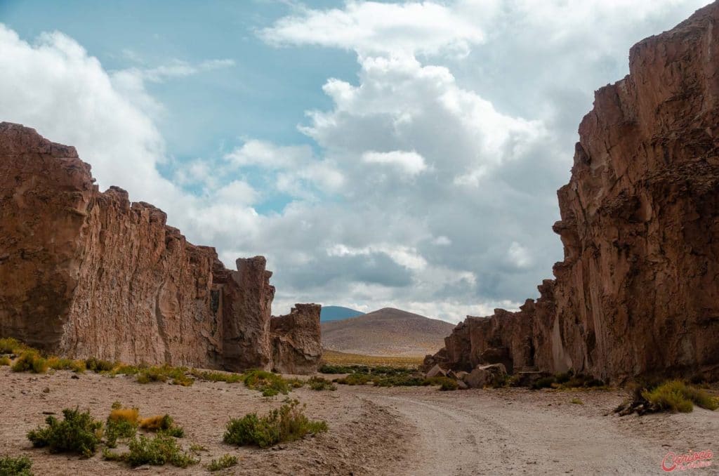 Ciudad de Piedra Travessia do Salar de Uyuni