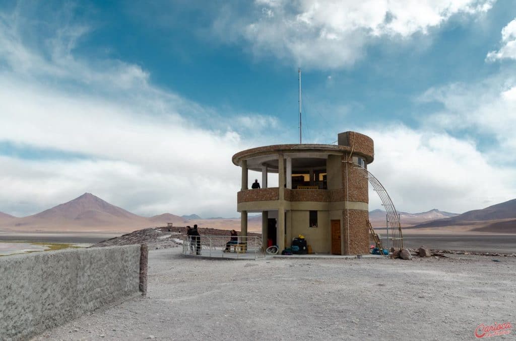 Lanchonete na Laguna Colorada na Bolivia