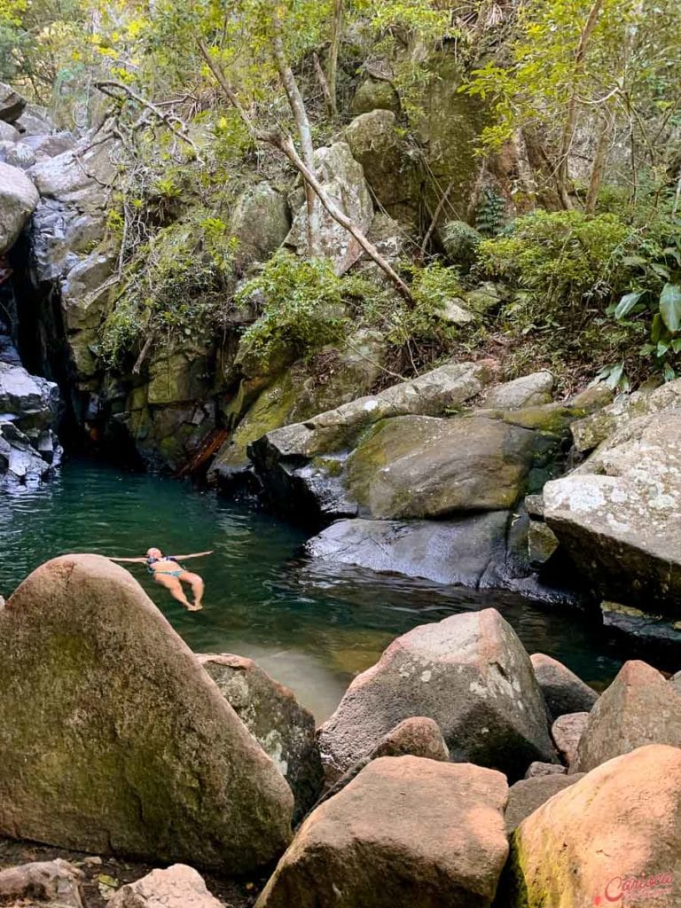 Cachoeira da Praia da Solidão