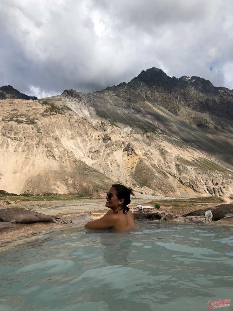 Vista das Termas de Colina em Cajón del Maipo em Santiago do Chile