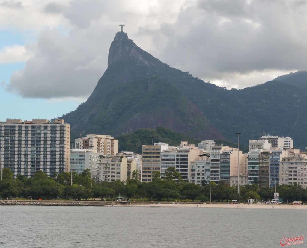 Bairro de Botafogo e o Cristo Redentor lá atrás