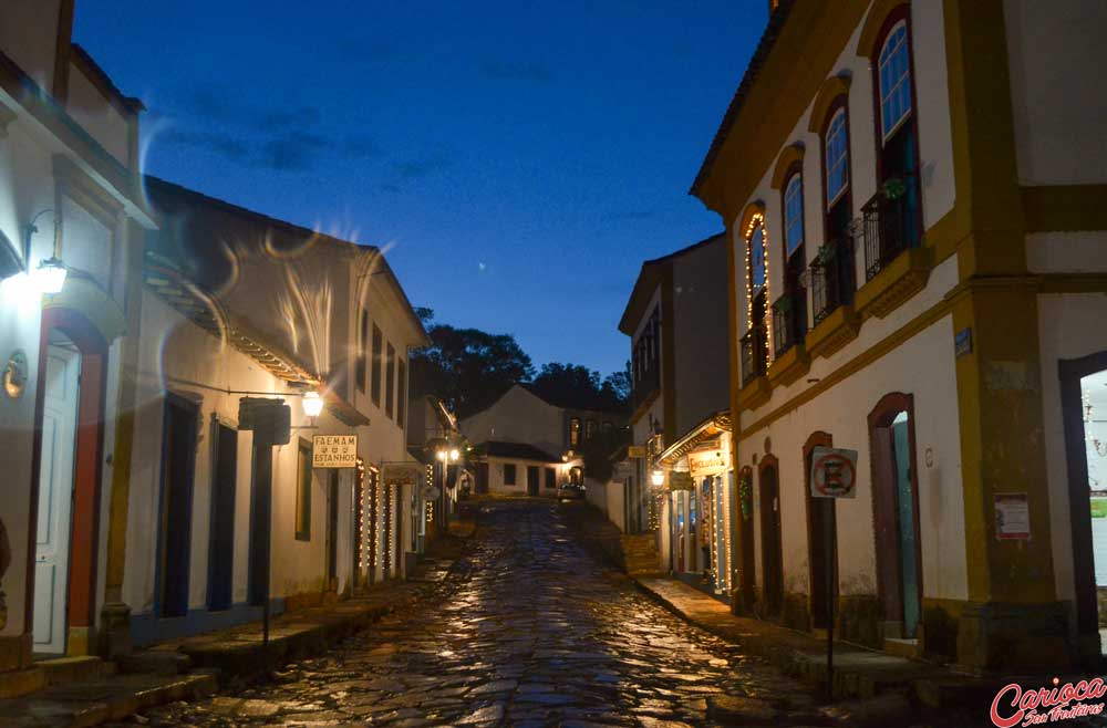 Tiradentes a noite