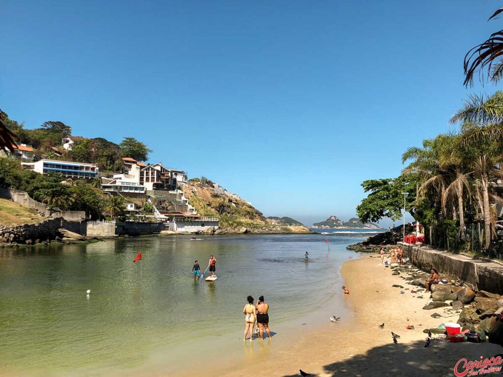 Praia dos Amores Quebra-mar da Barra da Tijuca