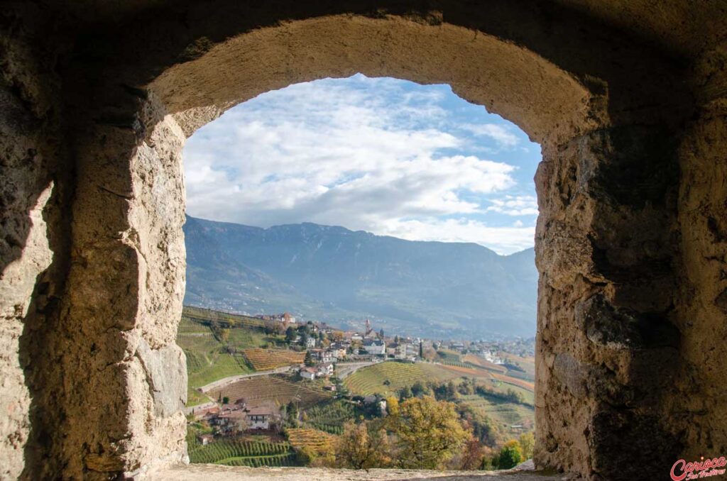 Janela do Castelo do Tirol