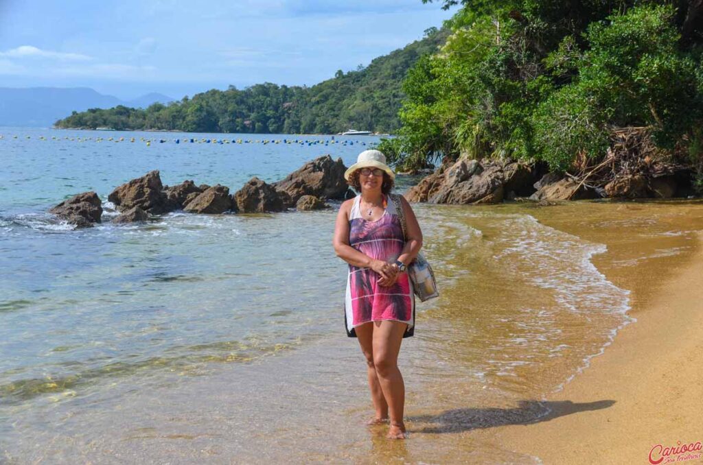 Praia de Maguariqueçaba no passeio de barco em Ilha Grande