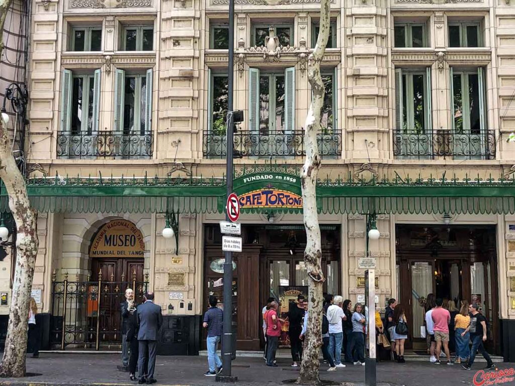 Café Tortoni em Buenos Aires