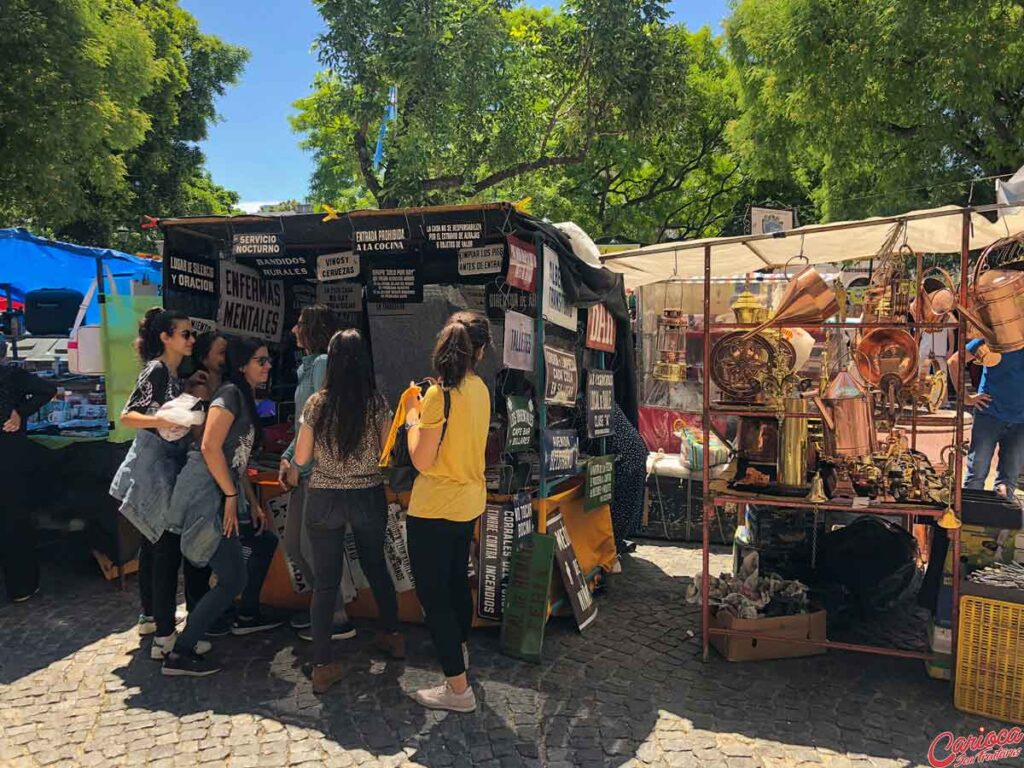 Feira de San Telmo em um roteiro em Buenos Aires