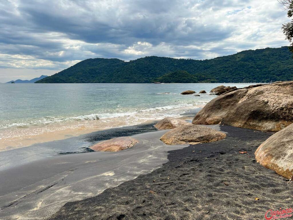 Praia Preta em Ilha Grande