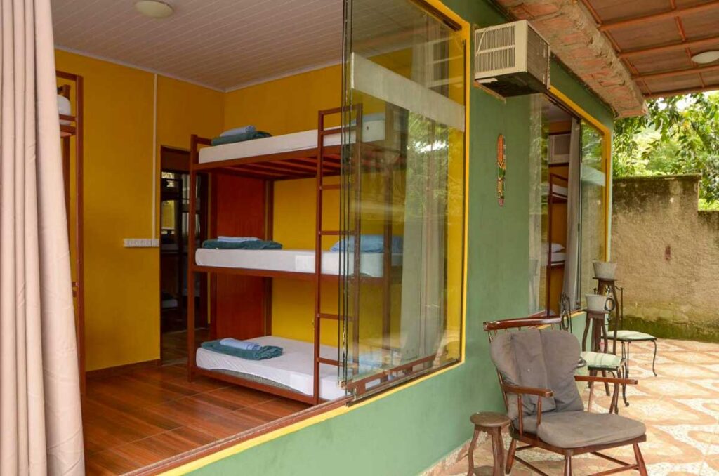 MPB dica de hostel em Ilha Grande