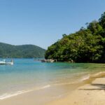 Praia de Guaxuma, uma das dicas de onde ficar em Ilha Grande
