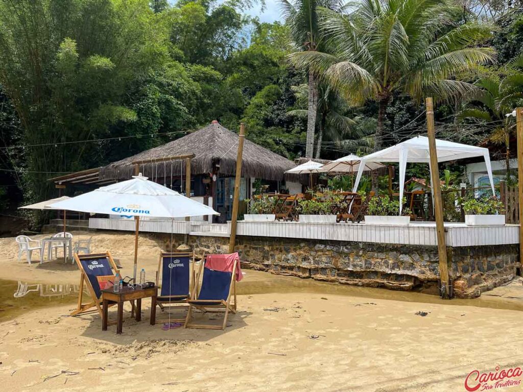 Júlia Surtô dica de onde comer em Ilha Grande