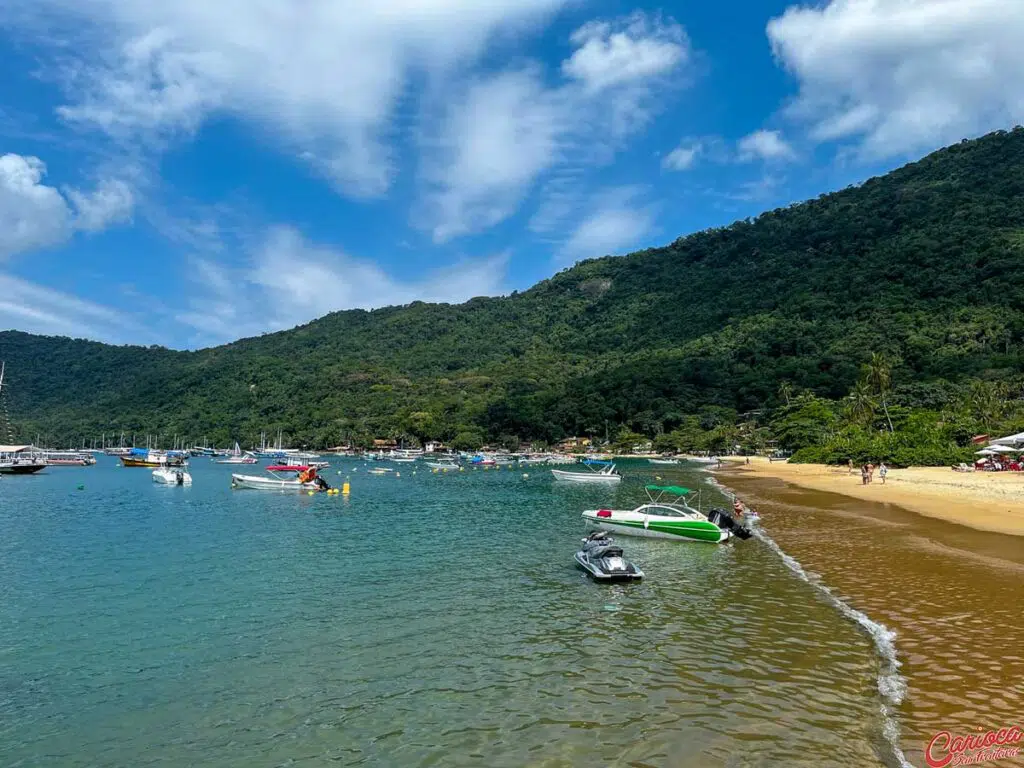 Abraão Praia em Ilha Grande