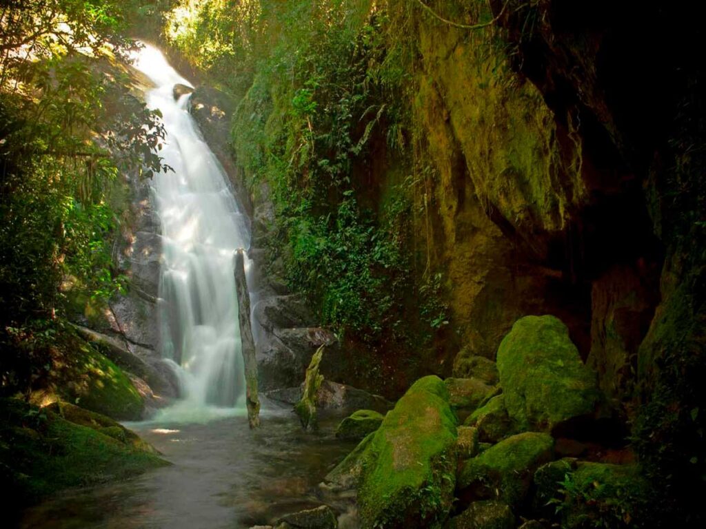 Vale do Alcantilado