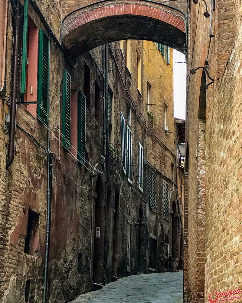 Ruas em Siena
