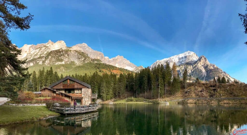 Lago Mosigo nas Dolomitas Italianas