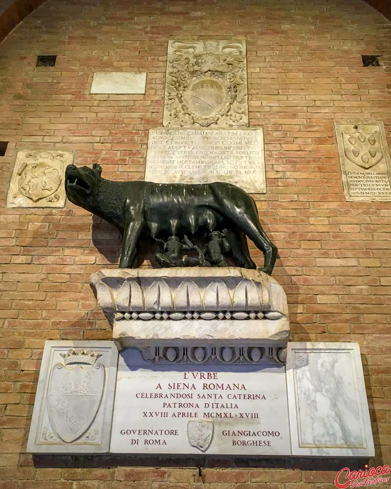 Loba Capitolina em Siena