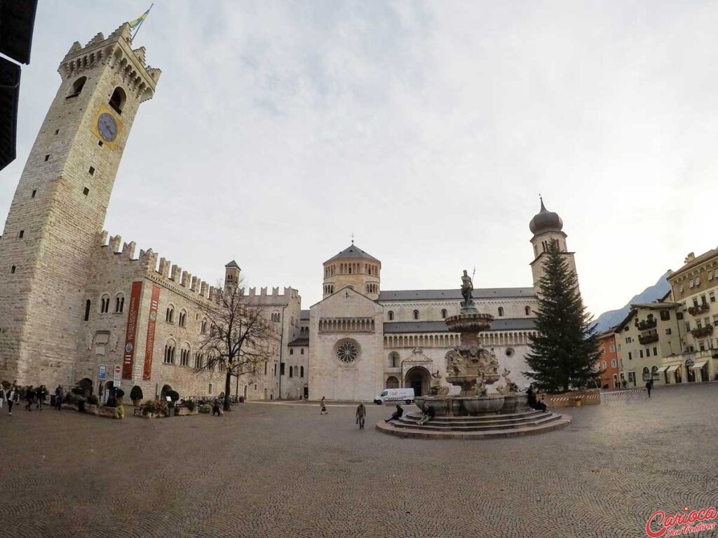 Piazza del Duomo em Trento