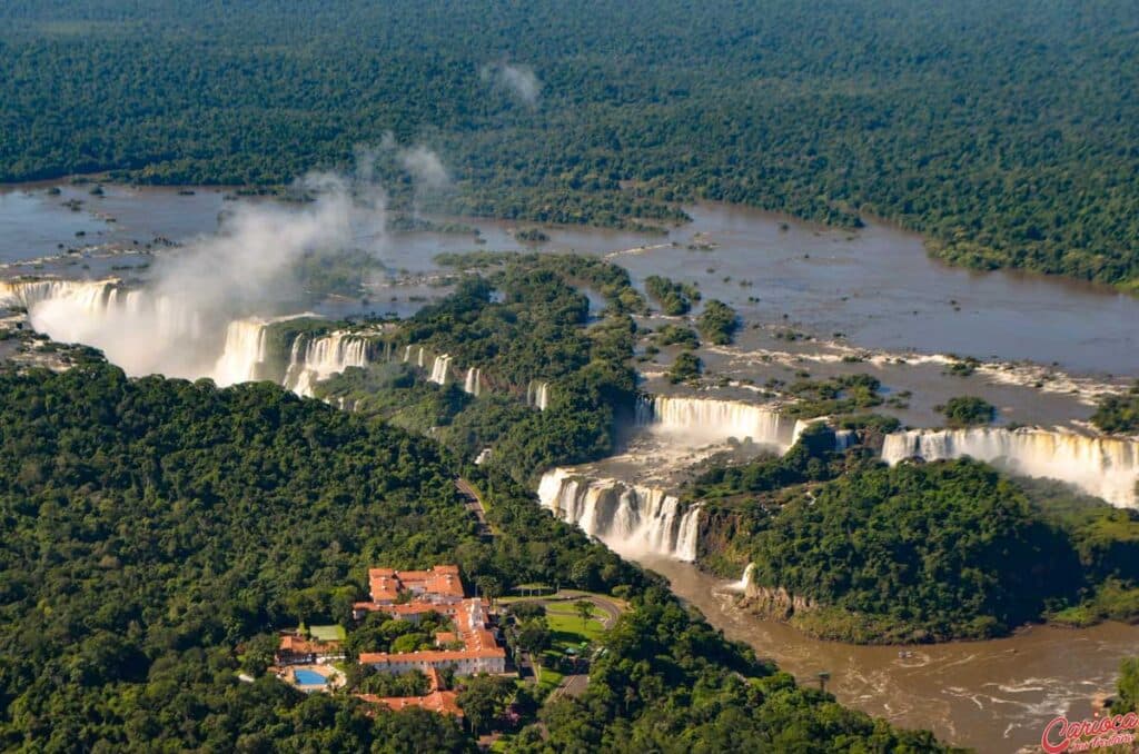 Sobrevoo nas Cataratas do Iguaçu