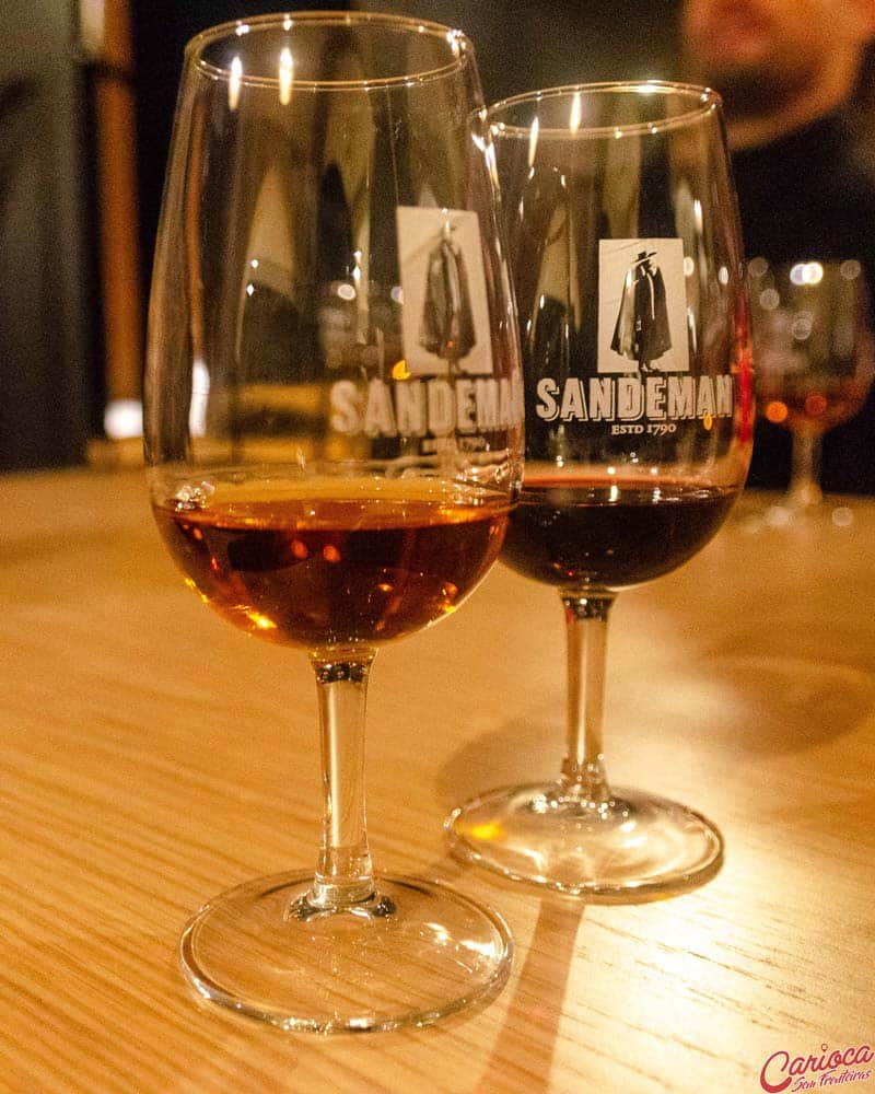 Degustação de vinho do porto na Cave Sandeman