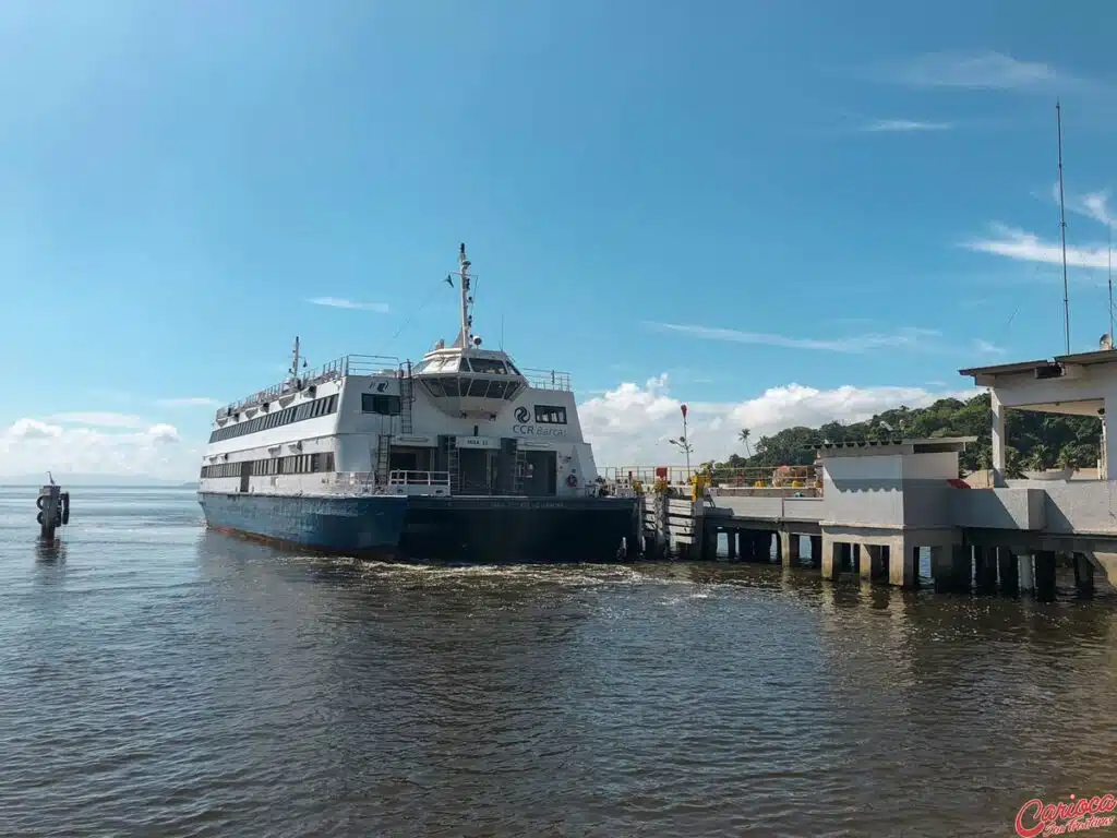 Barcas para Ilha de Paquetá