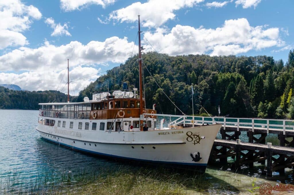 Barco Modesta Victoria em Bariloche