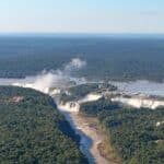 Sobrevoo de helicóptero nas Cataratas do Iguaçu