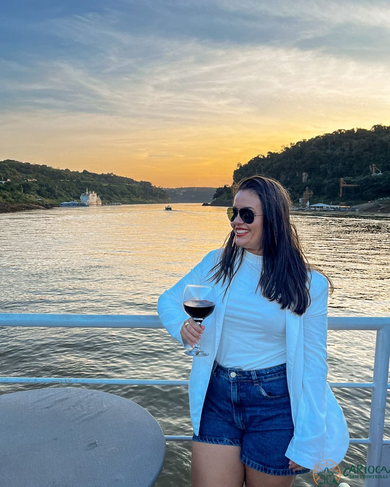 Passeio de catamarã em Foz do Iguaçu
