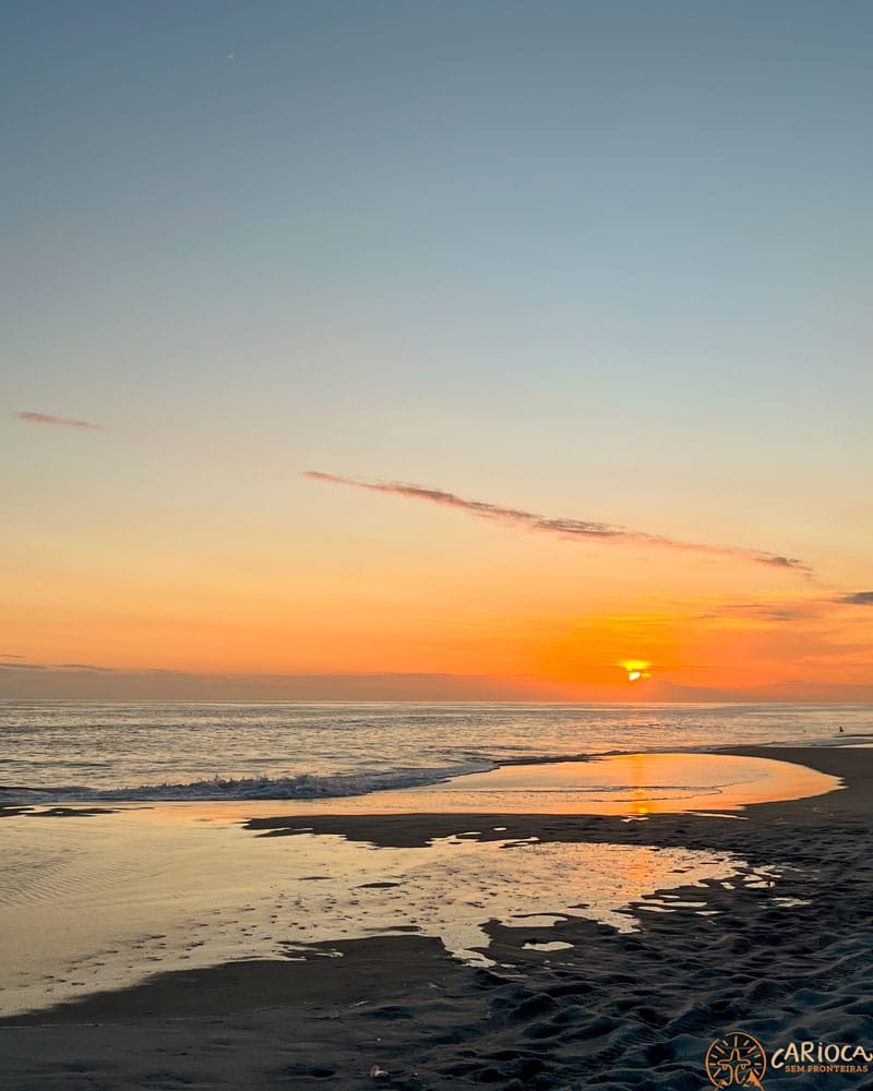 Pôr do sol na Praia do Dentinho em Araruama